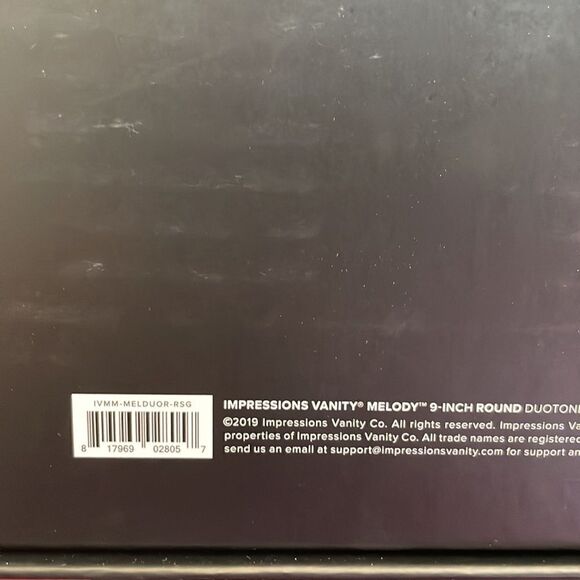 Impressions Vanity Melody 9 inch Round Duotone Makeup Mirror with Bluetooth - Picture 6 of 8